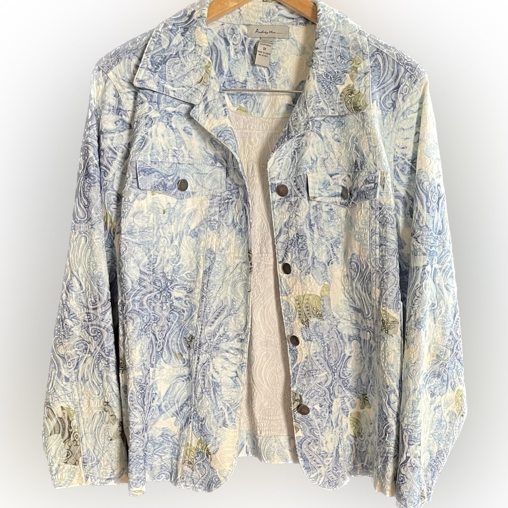 Beautiful Analogy Button Down Jacket Womens 1X Floral Stretch